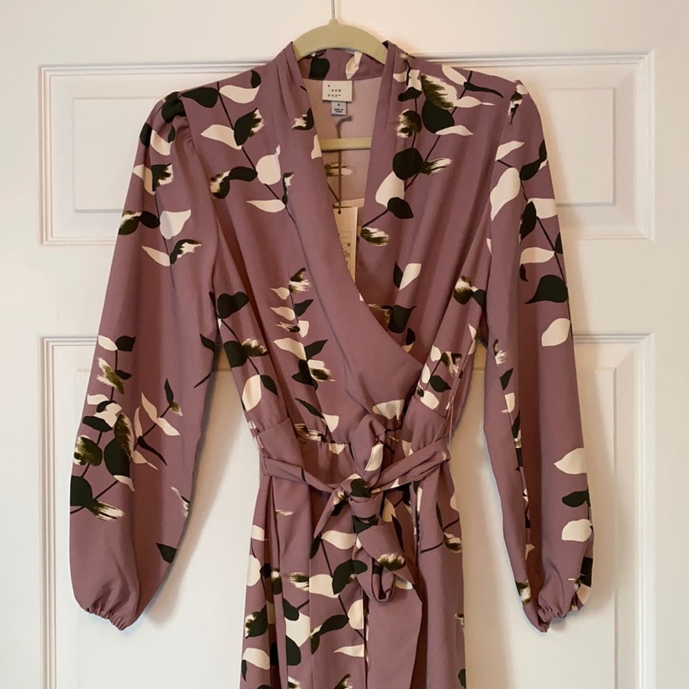 ✨NWT✨a new day flowered dress